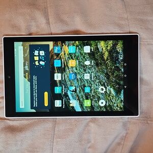 Amazon fire HD 10 (5th generation)